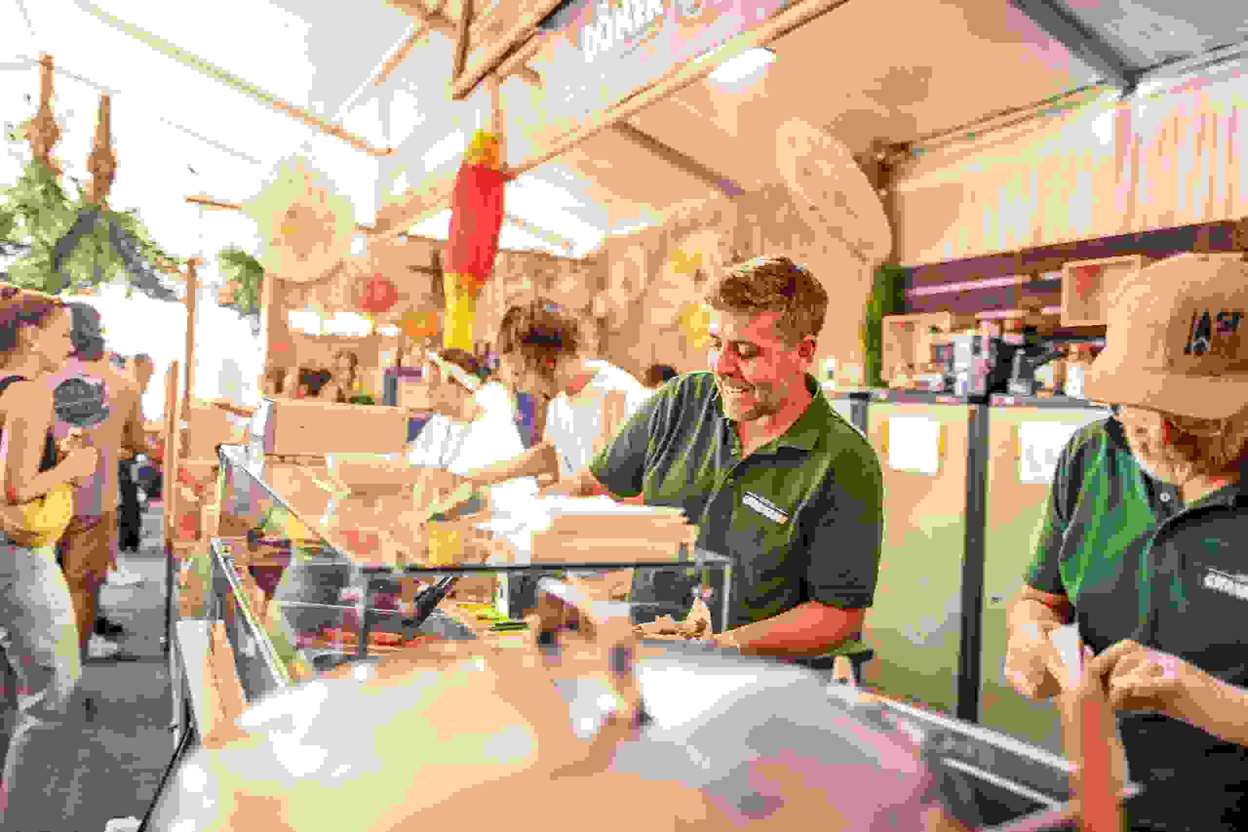 Beach Village, Stände, Catering, Gstaaderhof, Essen, Verpflegung