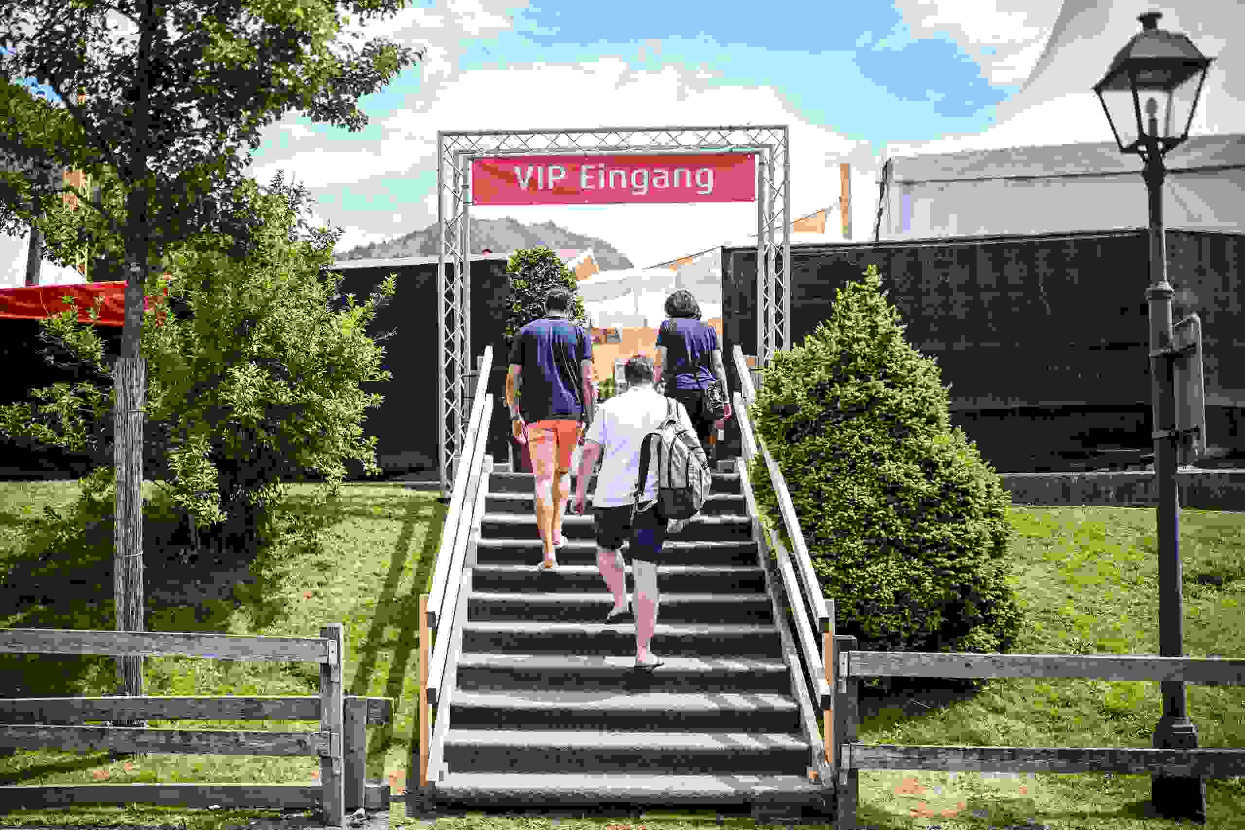 VIP Eingang, Treppe, Exklusiv