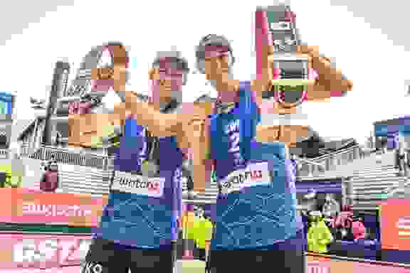 Ahman & Hellvig, Siegerjubel, Podest, Goldmedaille, Kuhglocke