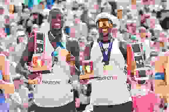 Cherif & Ahmed, winners, podium, medal ceremony, medals, cowbells, cheer
