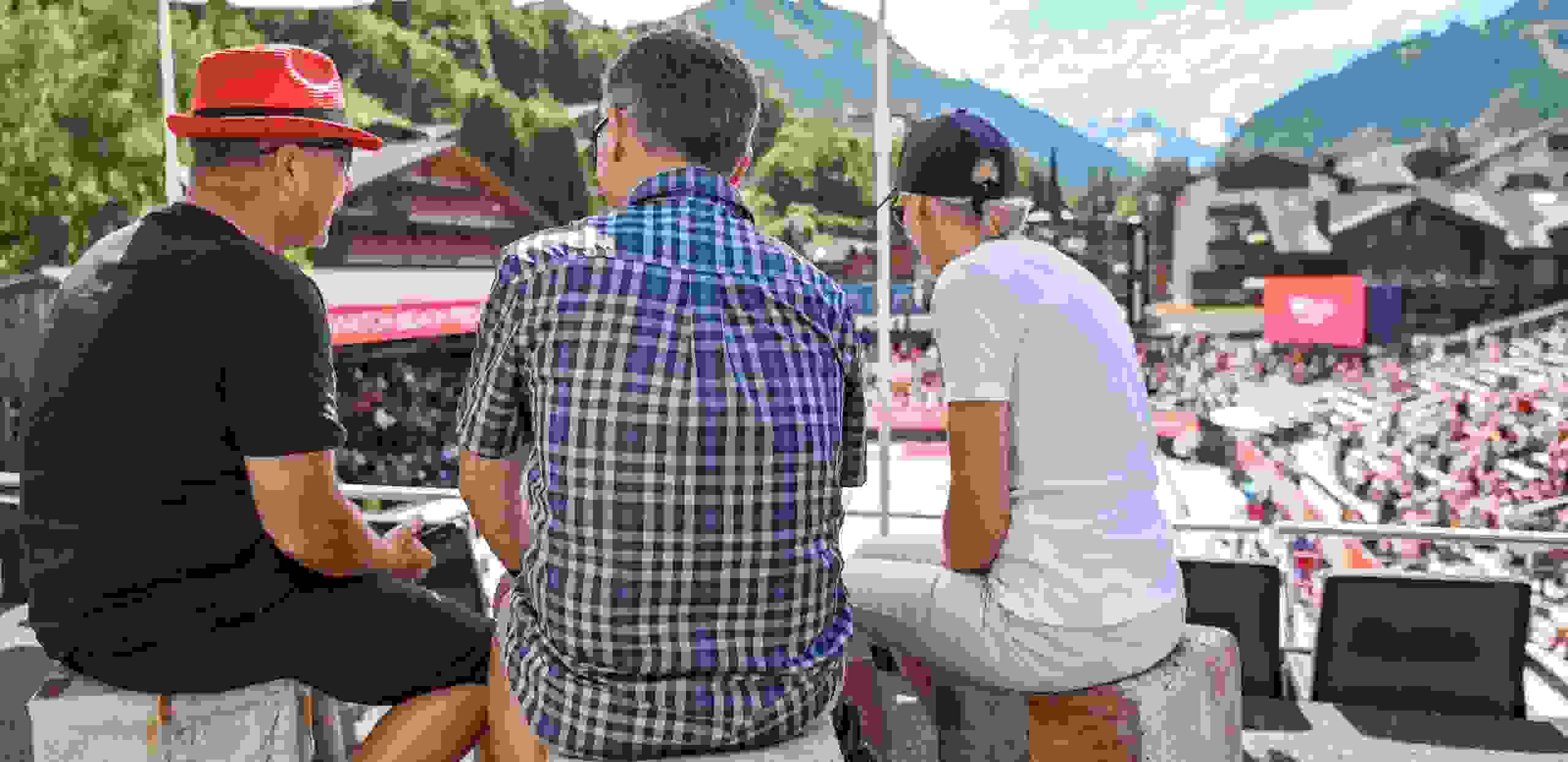fans, skylounge, view