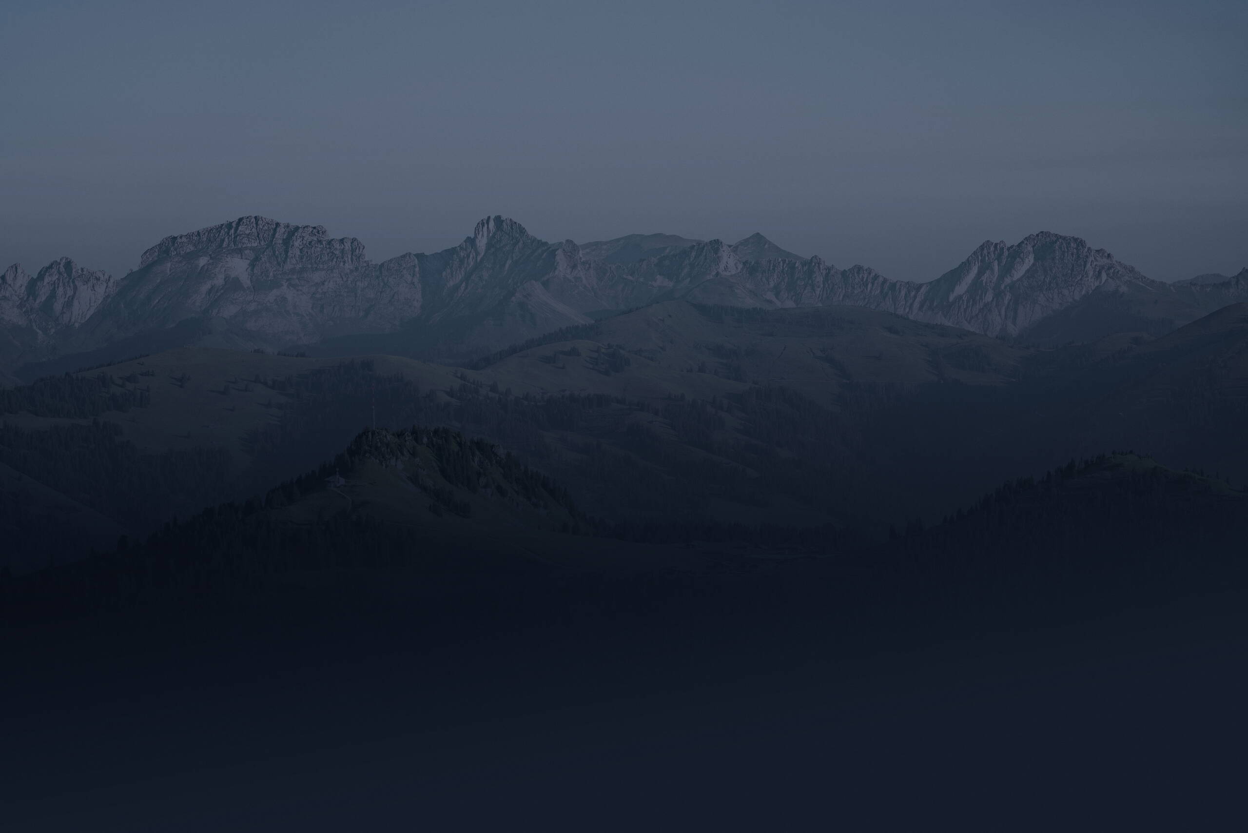 Swatch Beach Pro Gstaad Hintergrund Visual, Berge von Gstaad