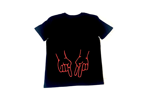 schwarz_t-shirt_mit_pink.png t-shirt black