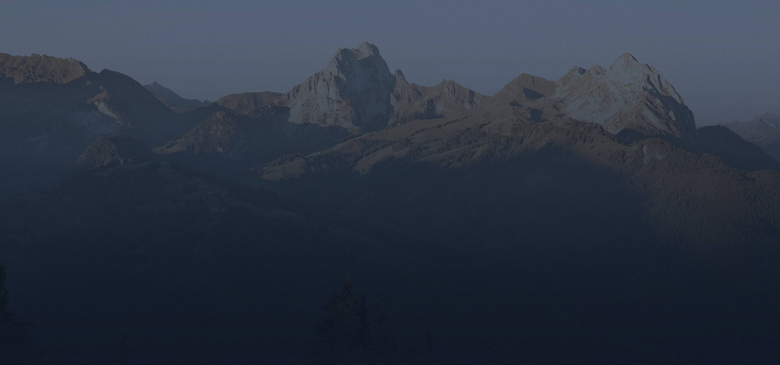 Swatch Beach Pro Gstaad Background Visual, Mountains of Gstaad