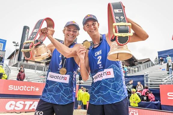 ahman_hellvig.jpg Ahman & Hellvig, Siegerjubel, Podest, Goldmedaille, Kuhglocke